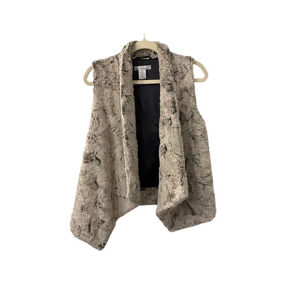 WD.NY Jackets & Blazers - WD.NY Faux Fur Open Front Asymmetrical Layering Vest Size Women's Small
